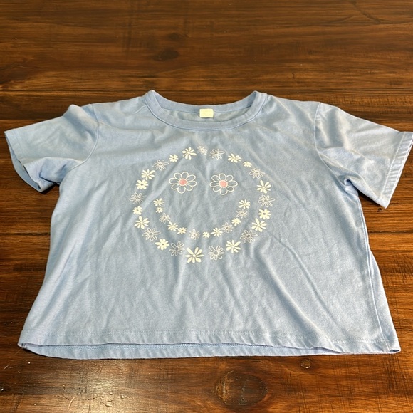 Crop Top T-shirt Smiley Face Blue Juniors Size Medium - Picture 3 of 6
